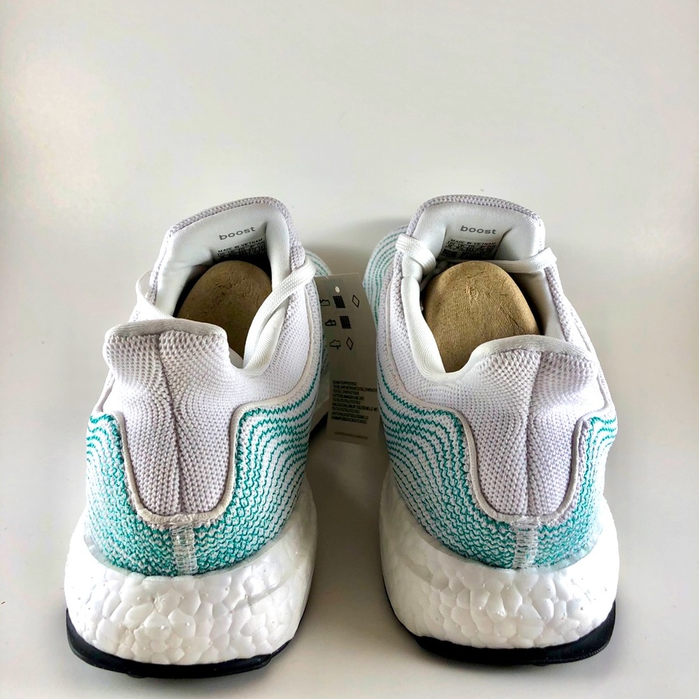 Adidas Ultraboost DNA Parley - Picture 2 of 7